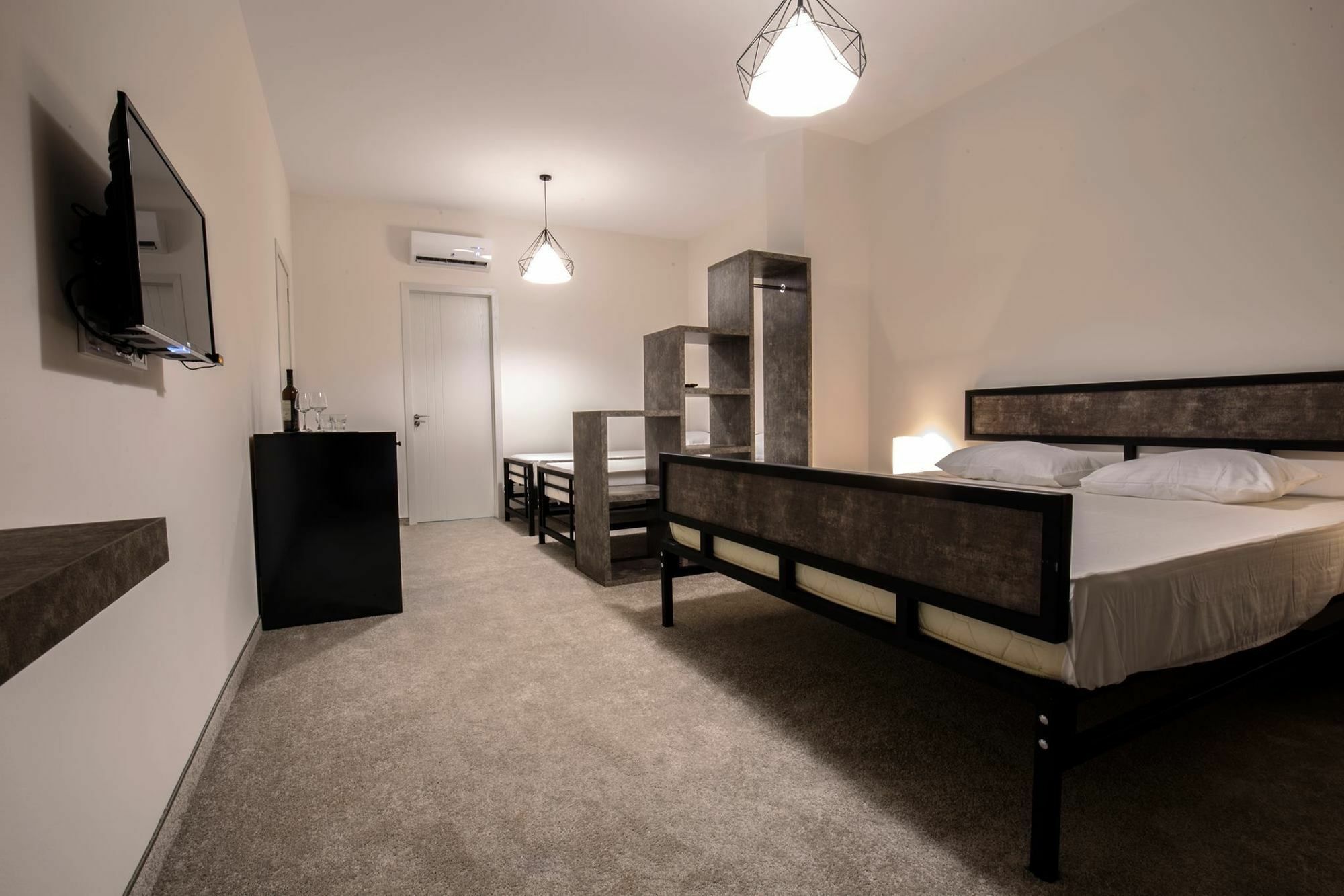 Hotel Opinion Tbilisi Eksteriør billede